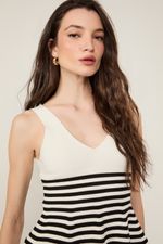 52136213_0003_2-TOP-PEPLUM-LISTRA-TRICOT