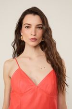 07207787_6210_2-VESTIDO-DE-COURO-CURTO-RESCORTES-PESPONT