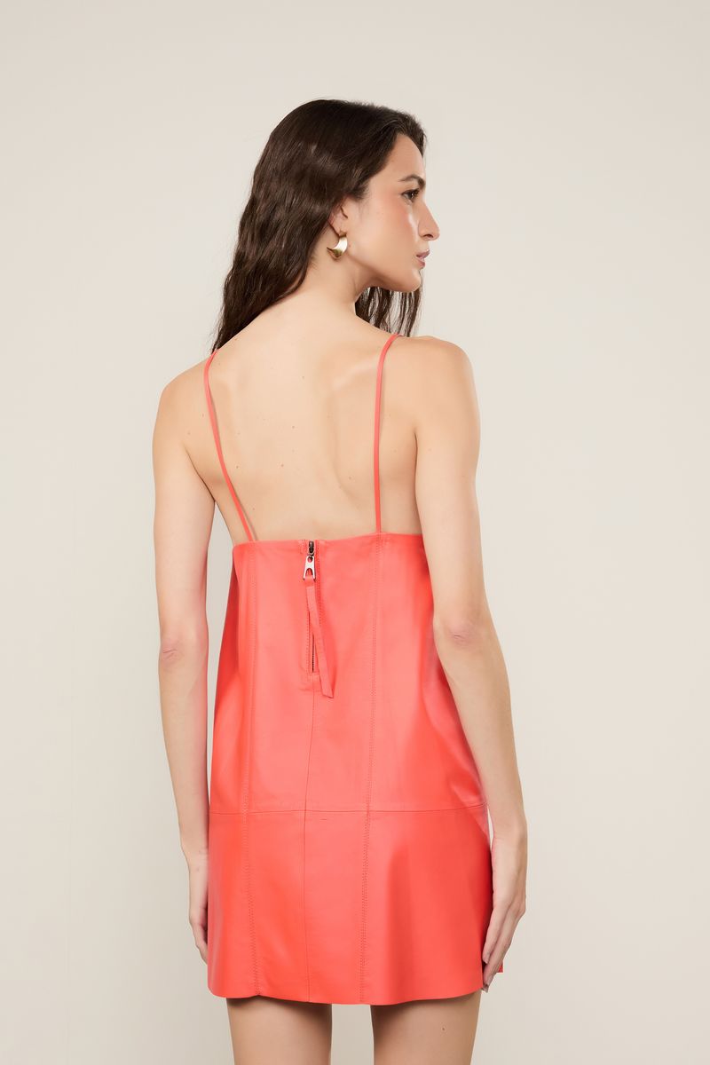 07207787_6210_3-VESTIDO-DE-COURO-CURTO-RESCORTES-PESPONT