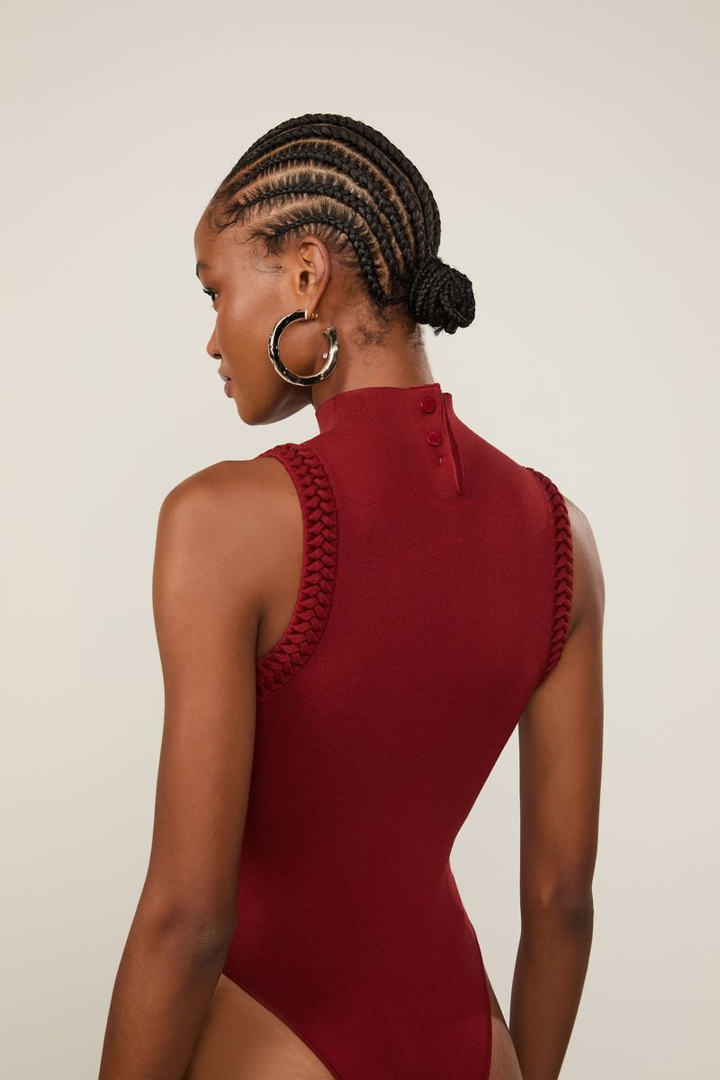 52390391_11065_6-BODY-DETALHE-TRESSE-DECOTE-DE-TRICOT