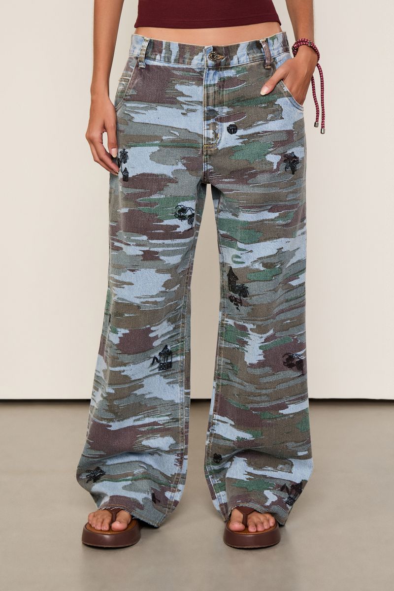 25342627_0105_4-CALCA-JEANS-WIDE-LEG-CAMUFLADO-BORDADO