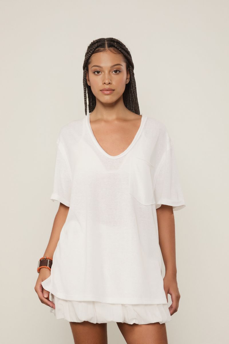 52060812_0003_2-CAMISETA-DE-MALHA-COM-BOLSO-LISA