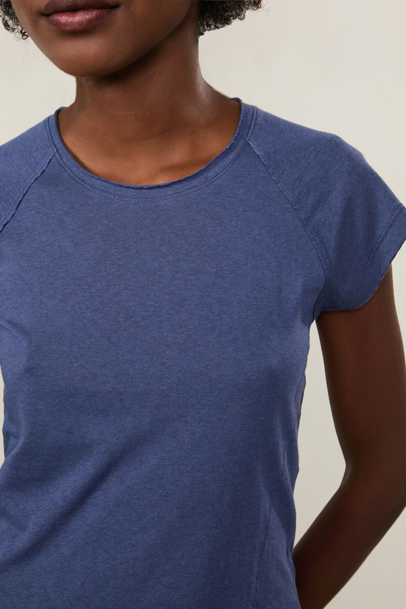 52060816_07480_4-TSHIRT-MALHA-LINHO