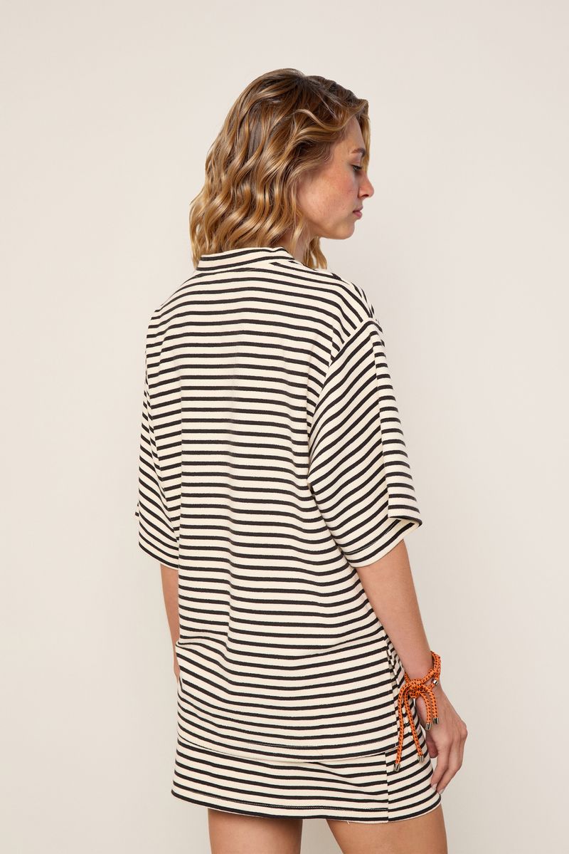 52136129_0015_3-BLUSA-DE-MALHA-ESTRUTURADA