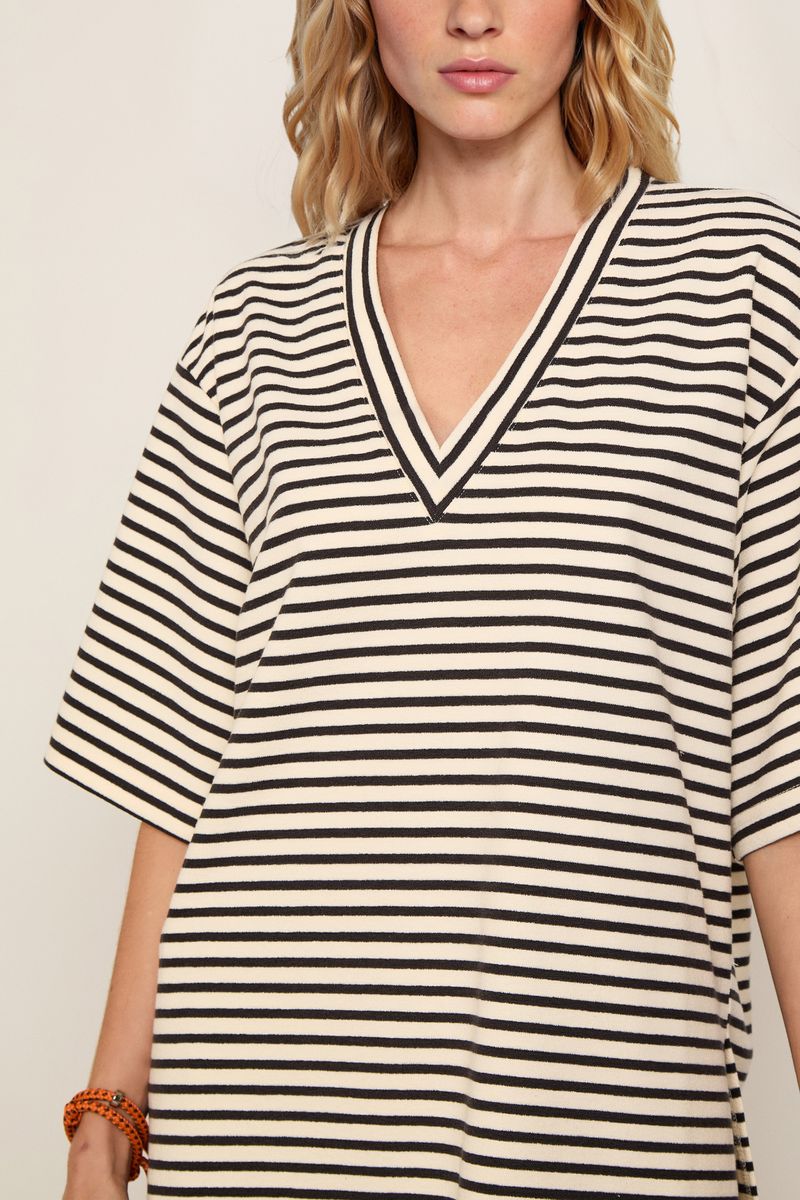 52136129_0015_4-BLUSA-DE-MALHA-ESTRUTURADA
