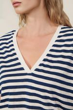 52136171_07480_4-BLUSA-DE-MALHA-LISTRADA-DECOTE-V