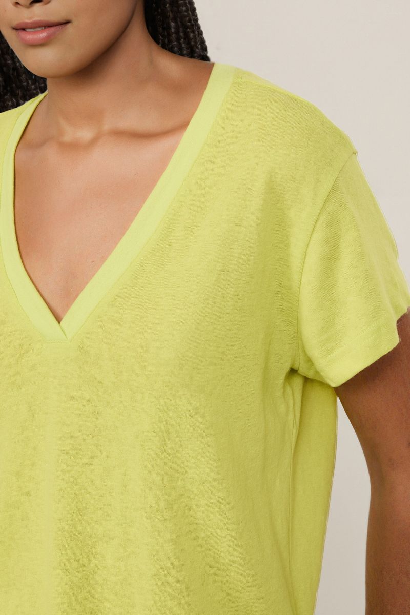 52136173_04111_4-BLUSA-DE-MALHA-BASICA-DECOTE-V