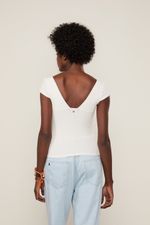 52136233_07483_3-BLUSA-MALHA-JUSTA-DECOTE-V