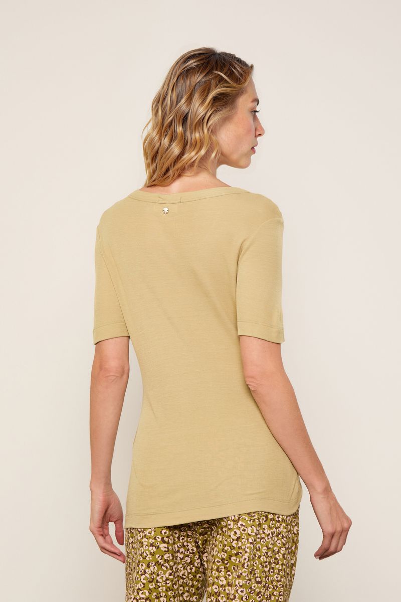 52136235_07486_3-BLUSA-MC-RIBANA-BOTOES-FRONTAIS