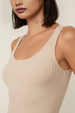 52151618_04120_4-REGATA-DE-TRICOT-CROPPED-CANELADA