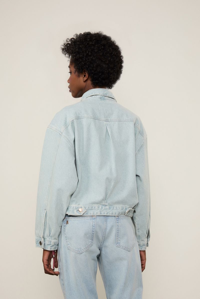 03011826_0101_3-JAQUETA-JEANS-OVERBOY-PREGAS-FRONTAIS