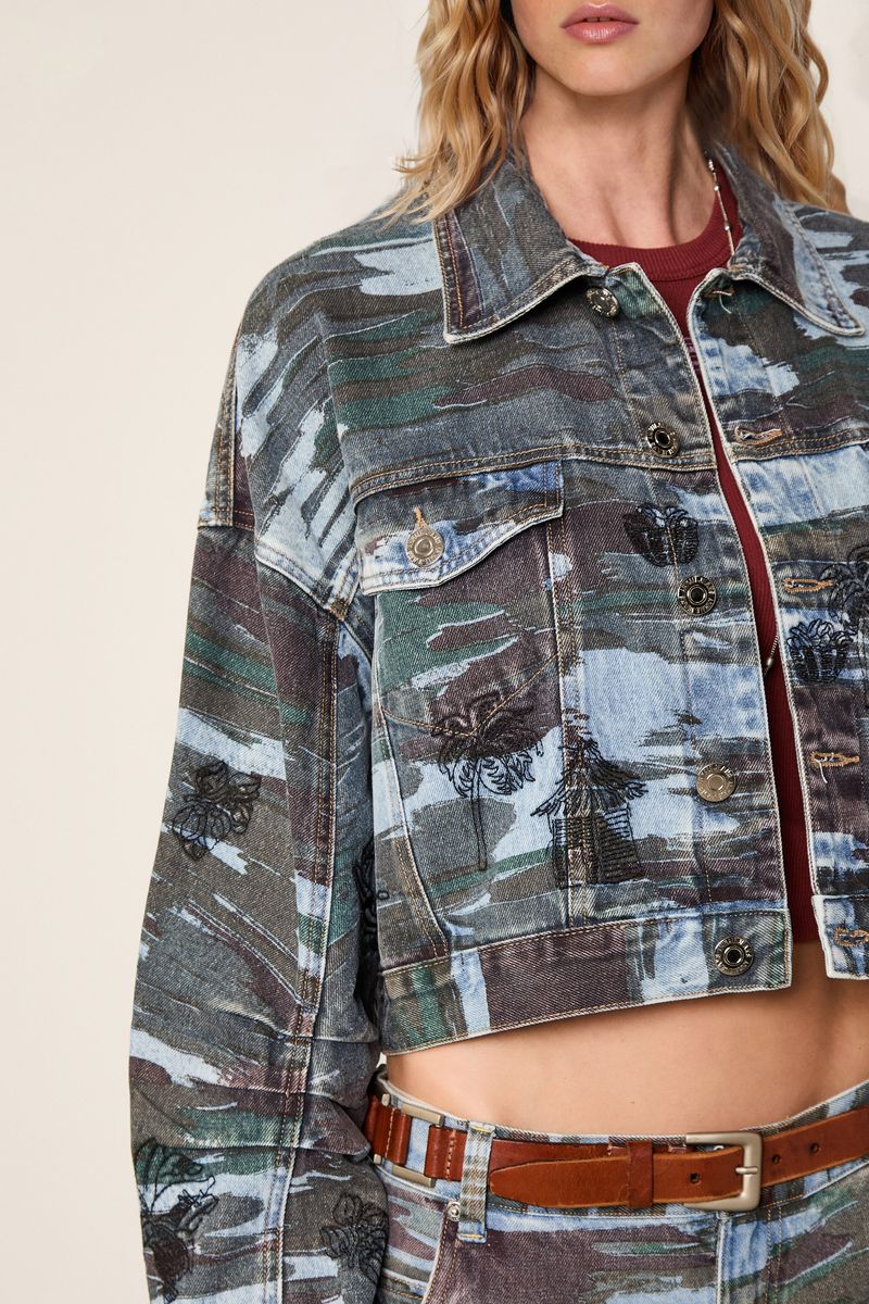 03011828_0105_4-JAQUETA-JEANS-CROPPED-CAMUFLADO-BORDADO