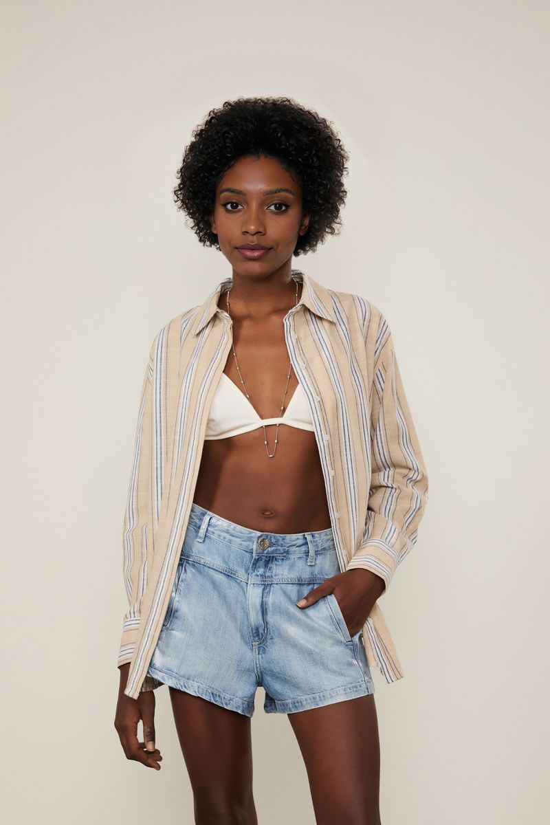 25054438_0101_4-SHORT-JEANS-BOX-RECORTE-FRONTAL-RESINA