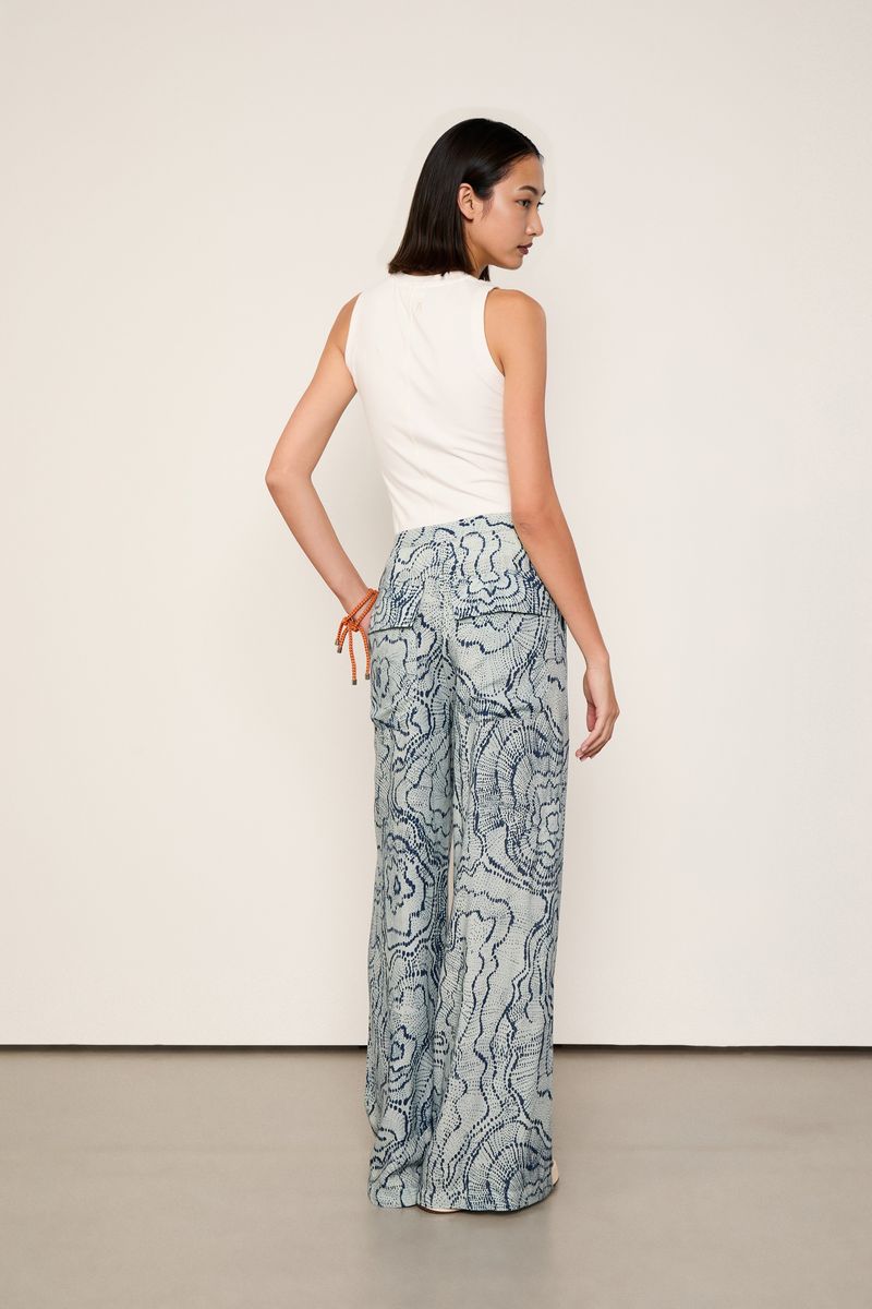 25342518_53066_3-CALCA-EST-FLORAL-ANEMONA-E-ONDAS-E-NAVY